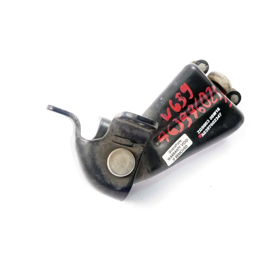 Mercedes W639 Porte coulissante arriere Charniere centrale droite poulie rouleau - SKU A6397602547 - Numéro de pièce A6397602547