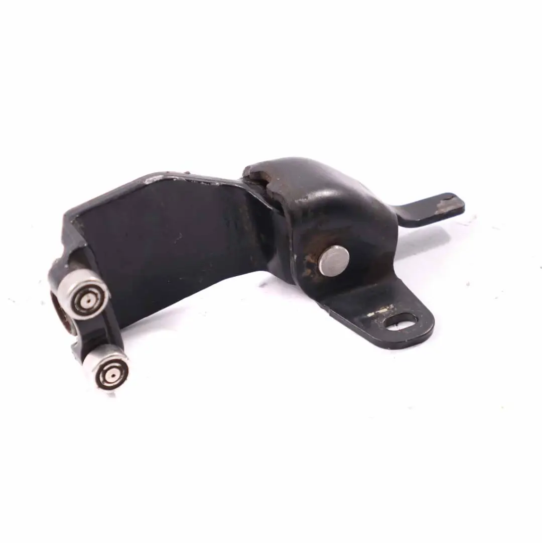 Mercedes Vito W639 Sliding Door Central Left N/S Roller Pulley Guide A6397600647 - SKU A6397602847 - Part number A6397602847