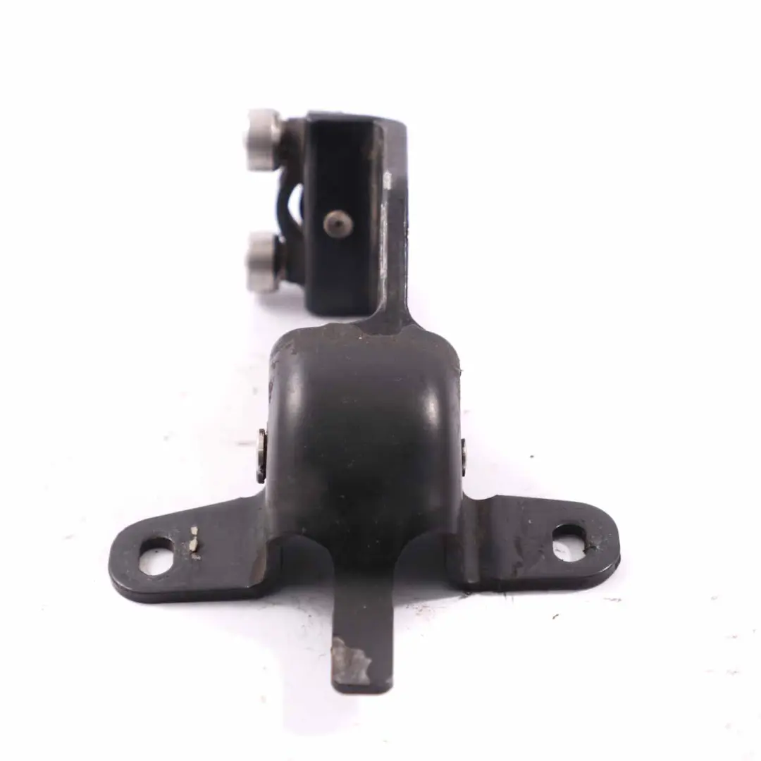 Mercedes Vito W639 Sliding Door Central Left N/S Roller Pulley Guide A6397600647 - SKU A6397602847 - Part number A6397602847