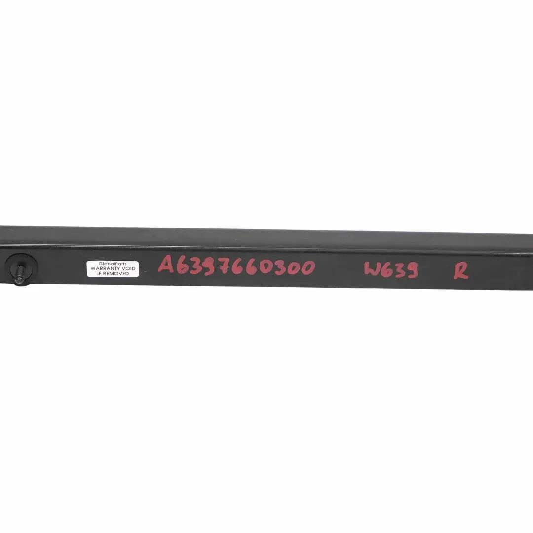 Porta Scorrevole Posteriore Destra Guida Inferiore per Mercedes W639 con numero di parte A6397660300 Mercedes W639 Porta Scorrevole Posteriore Destra Guida Inferiore - SKU A6397660300 - Numero di parte A6397660300