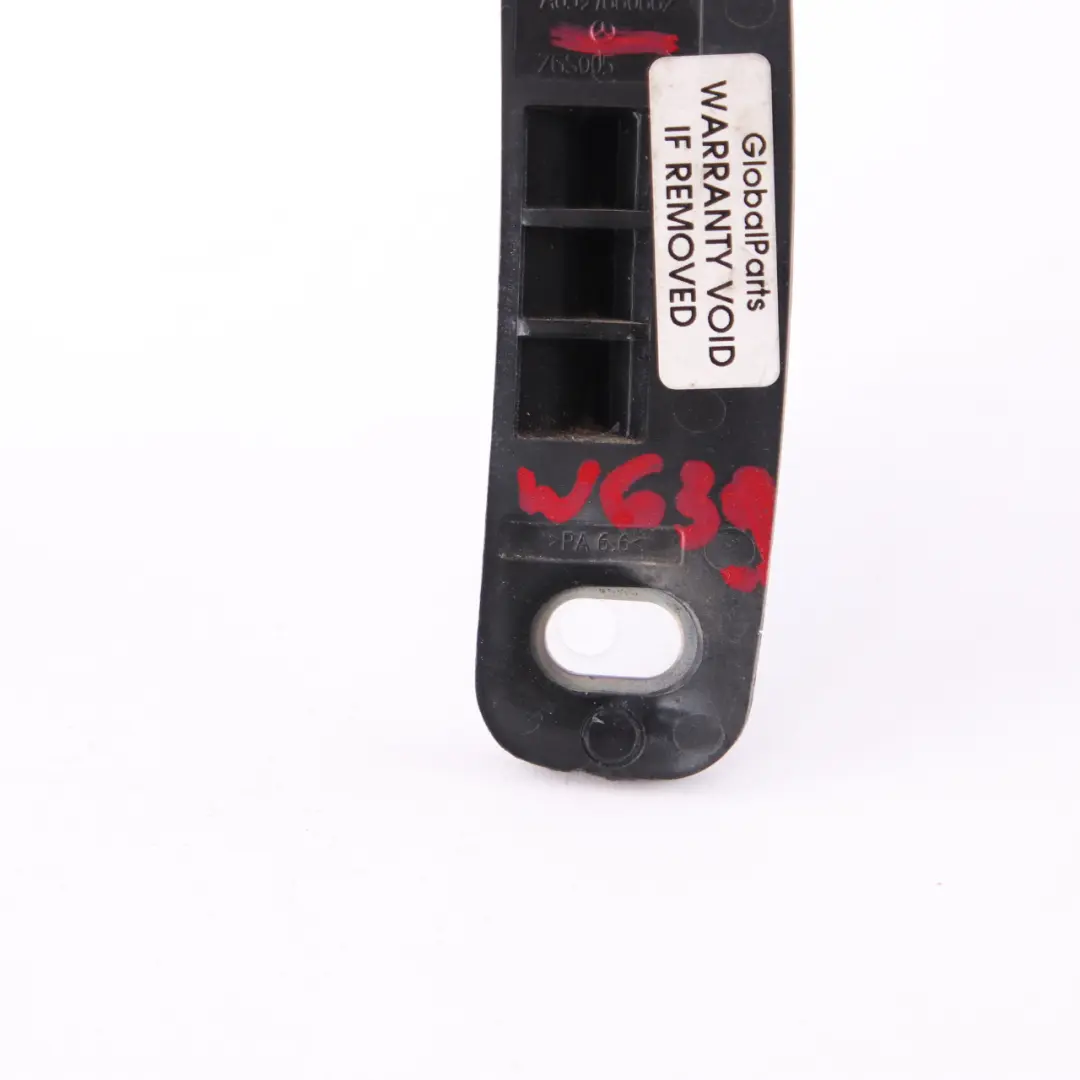 Cale Porte Coulissante Supérieure Droite pour Mercedes Vito W639 à propos du numéro de pièce A6397660662 Mercedes Vito W639 Cale Porte Coulissante Supérieure Droite - SKU A6397660662 - Numéro de pièce A6397660662