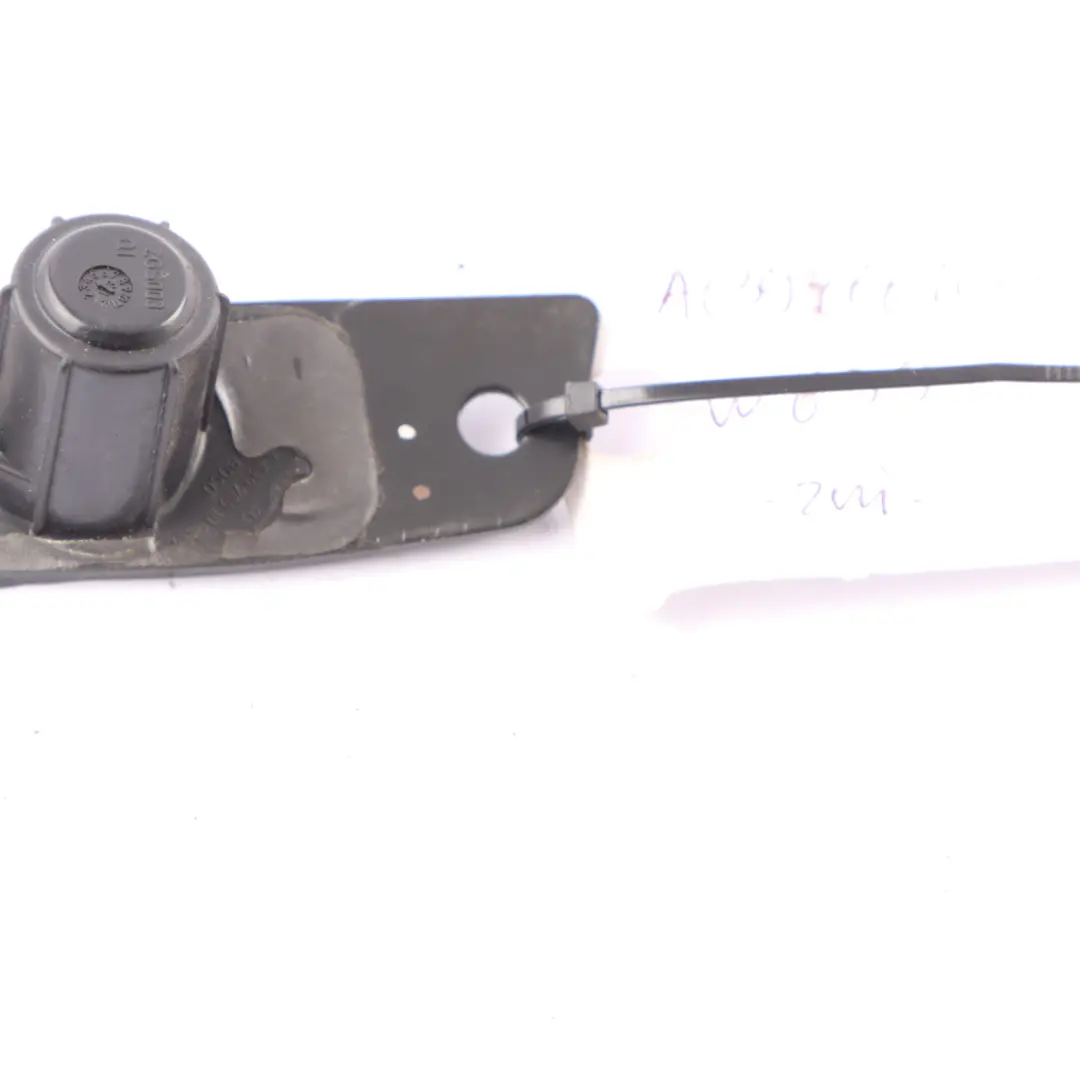 Mercedes Vito W639 Hintere Schiebetür Unten Mechanismus Links - SKU A6397661000 - Teilenummer A6397661000