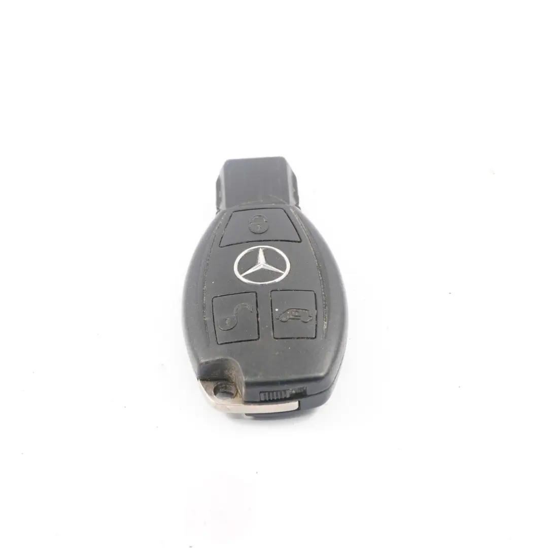 Remote Key Mercedes W639 Vito Viano Radio Alarm Fob Button to with Part number A6397662106 Remote Key Mercedes W639 Vito Viano Radio Alarm Fob Button - SKU A6397662106 - Part number A6397662106
