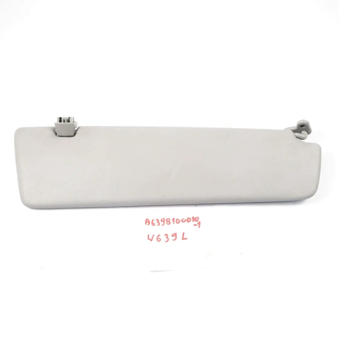 Copertura Aletta Parasole Sinistra N/S Grigio per Mercedes Vito W639 con numero di parte A6398100010 Mercedes Vito W639 Copertura Aletta Parasole Sinistra N/S Grigio - SKU A6398100010-1 - Numero di parte A6398100010