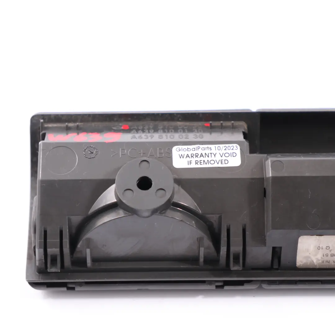 Cendrier Porte gobelet 3ème rangée arrière gauche pour Mercedes W639 à propos du numéro de pièce A6398100130 Mercedes W639 Cendrier Porte gobelet 3ème rangée arrière gauche - SKU A6398100130 - Numéro de pièce A6398100130