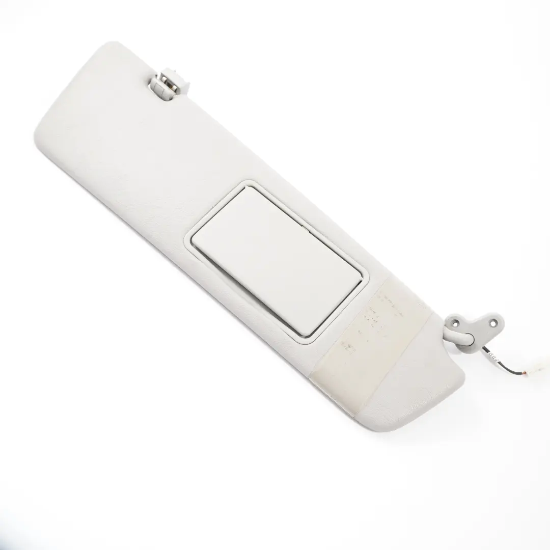 Pare-soleil Panneau d'habillage droit Gris pour Mercedes Vito W639 à propos du numéro de pièce A6398101210 Mercedes Vito W639 Pare-soleil Panneau d'habillage droit Gris - SKU A6398101210 - Numéro de pièce A6398101210