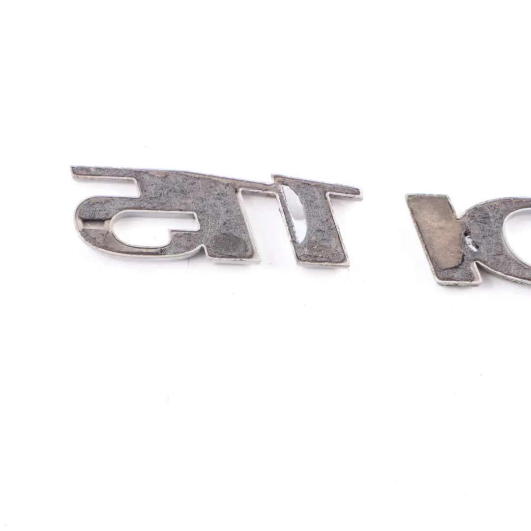 Emblema Baule Porta Posteriore Lettera Aderente per Mercedes Vito W639 115 CDI con numero di parte A6398170314 Mercedes Vito W639 115 CDI Emblema Baule Porta Posteriore Lettera Aderente - SKU A6398170314 - Numero di parte A6398170314