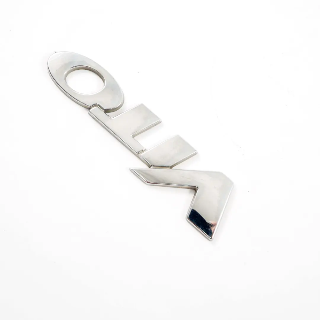 Emblemat Napis Vito do Mercedes W639 Logo o numerze A6398171314 Mercedes W639 Logo Emblemat Napis Vito - SKU A6398171314 - Numer Części A6398171314