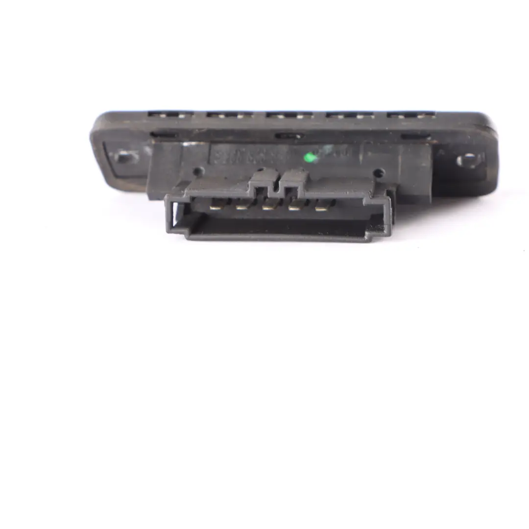 Mercedes Vito Viano W639 Plaque de contact pour porte coulissante - SKU A6398200311 - Numéro de pièce A6398200311