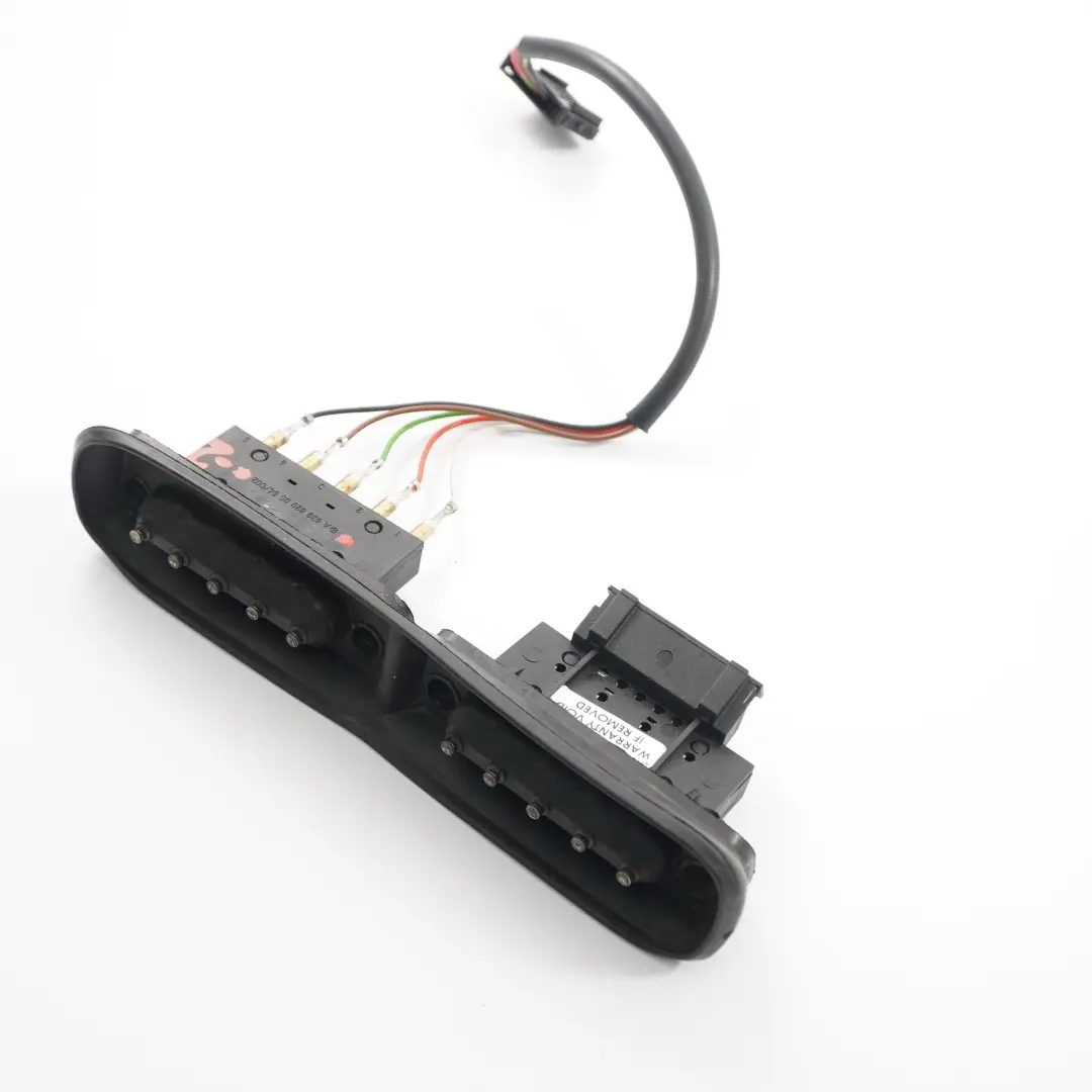 Interruttore contatto Mercedes W639 Porte laterali scorrevoli destra sinistra per con numero di parte A6398200554 Interruttore contatto Mercedes W639 Porte laterali scorrevoli destra sinistra - SKU A6398200554-1 - Numero di parte A6398200554