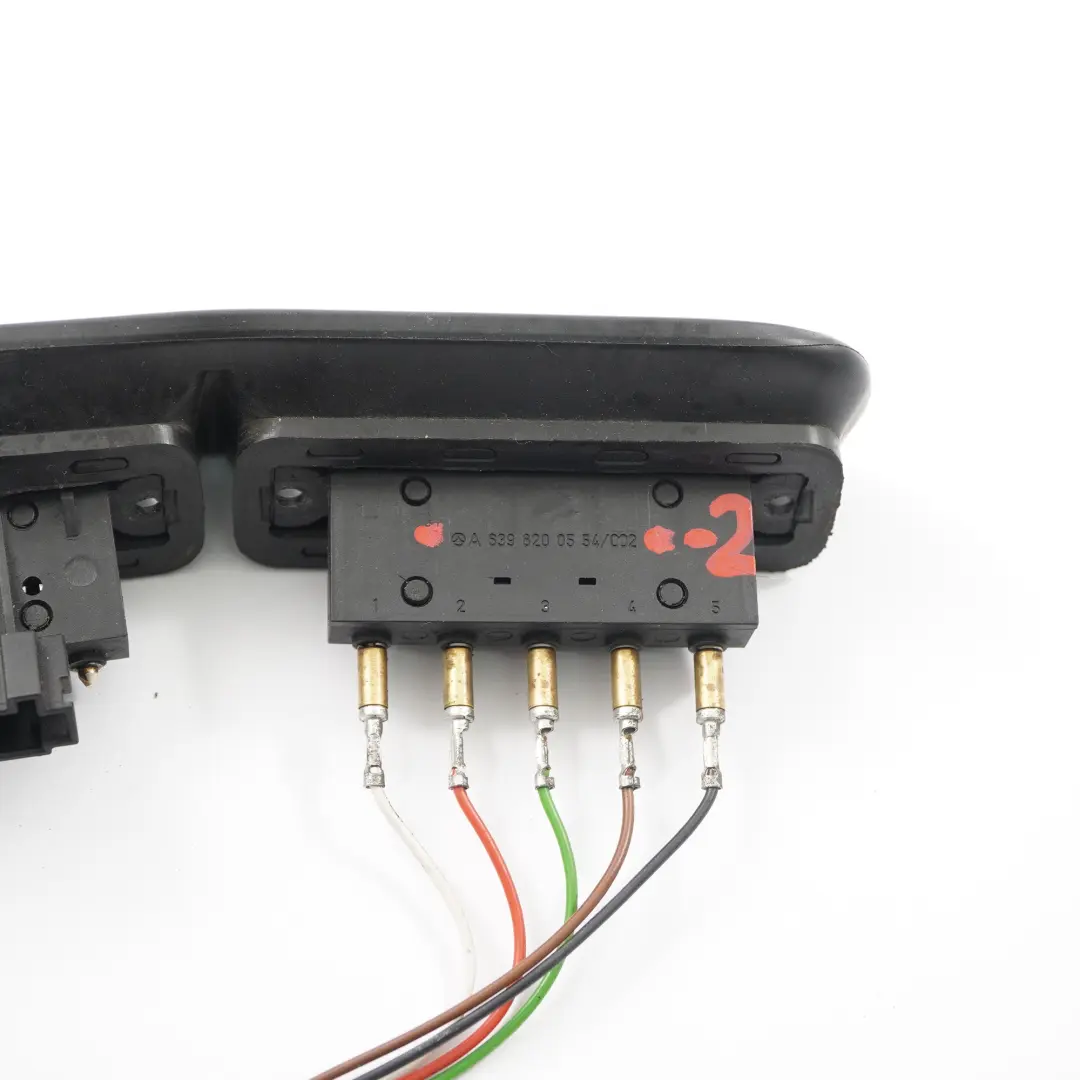 Contact Switch Mercedes Vito W639 Sliding Side Doors Right Left to with Part number A6398200554 Contact Switch Mercedes Vito W639 Sliding Side Doors Right Left - SKU A6398200554-1 - Part number A6398200554