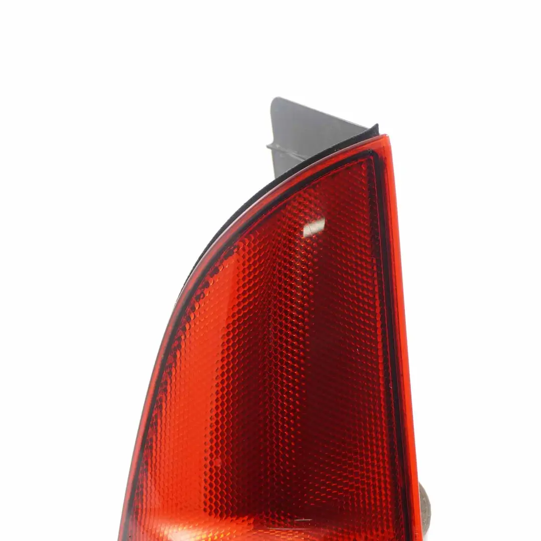  Reflector lámpara Mercedes W639 Vito trasera reflejo puerta - SKU A6398200764 - Número de pieza A6398200764