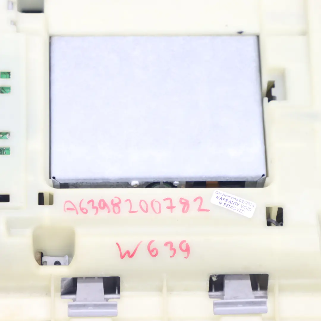 Mercedes W639 Asientos Traseros Pasajero Entertaiment Consola Panel Audio Video - SKU A6398200782 - Número de pieza A6398200782