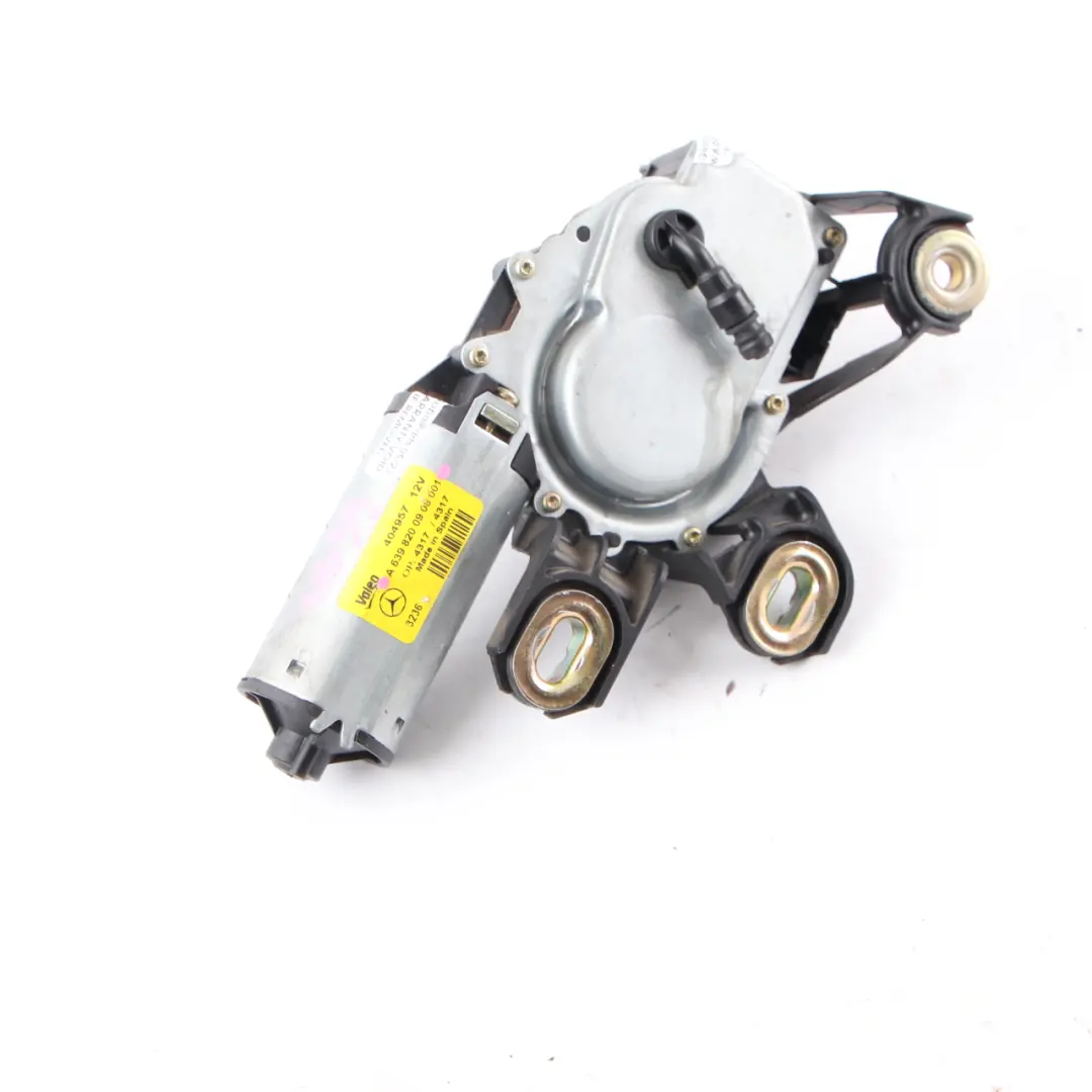 Wiper Motor Rear Left N/S Window Trunk Actuator to Mercedes Vito W639 with Part number A6398200908 Mercedes Vito W639 Wiper Motor Rear Left N/S Window Trunk Actuator - SKU A6398200908 - Part number A6398200908