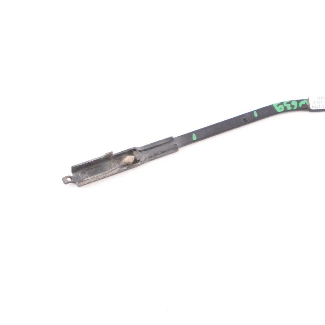 Window Tailgate Trunk Wiper Arm to Mercedes W639 Rear with Part number A6398201444 Mercedes W639 Rear Window Tailgate Trunk Wiper Arm - SKU A6398201444 - Part number A6398201444