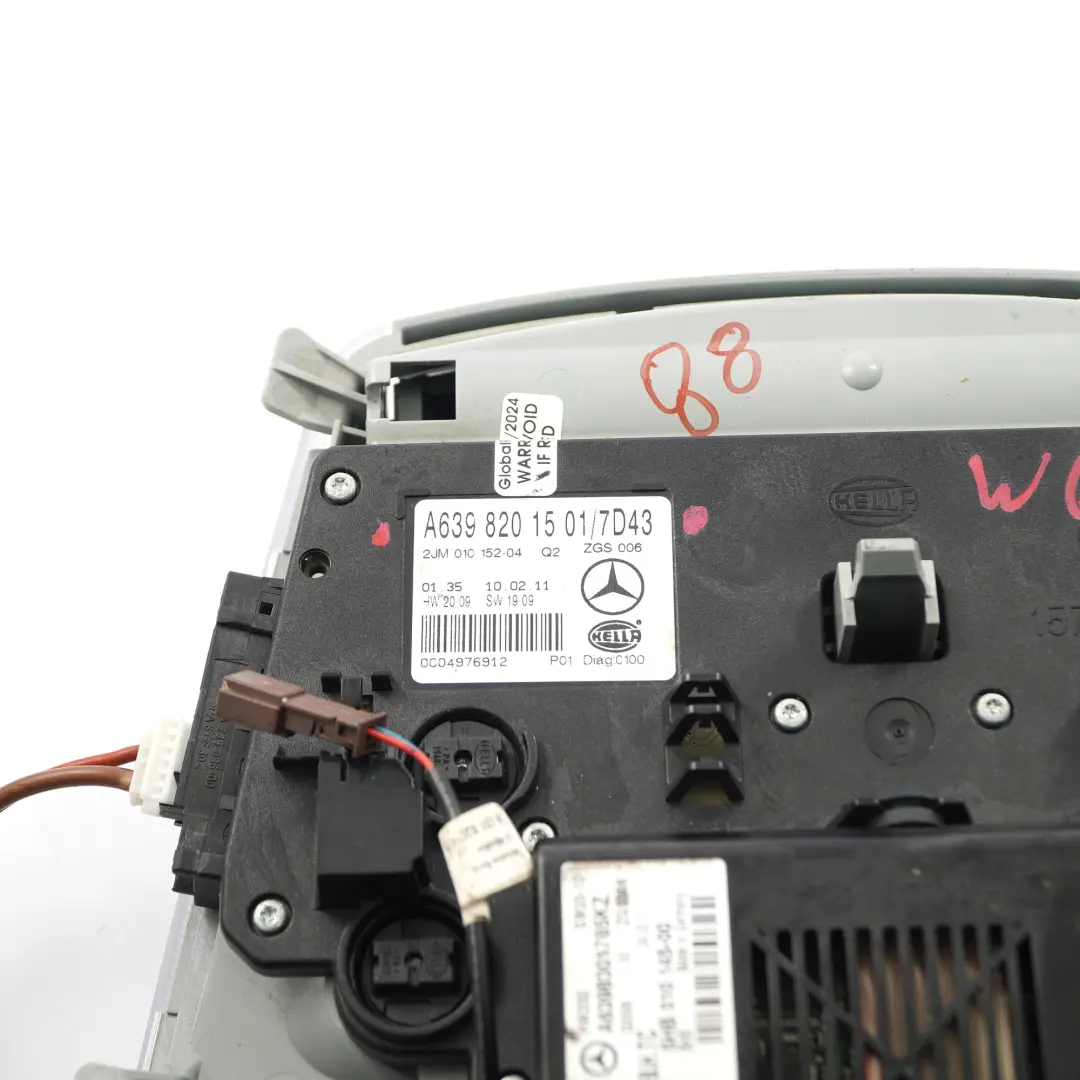 Mercedes W639 Panneau d'interrupteur feux toit intérieurs avant gris - SKU A6398201501 - Numéro de pièce A6398201501