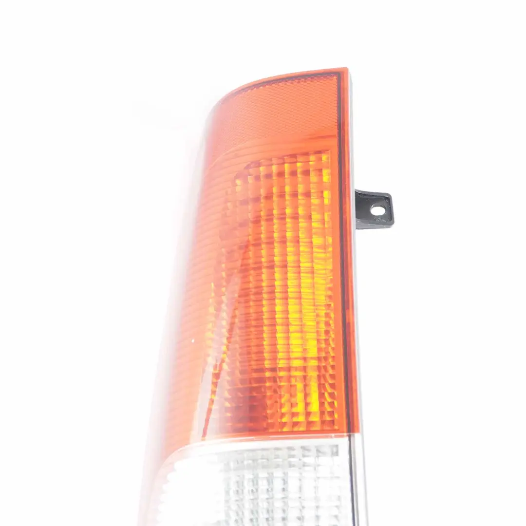  Feu arrière Mercedes W639 Vito Viano latéral gauche - SKU A6398201664 - Numéro de pièce A6398201664