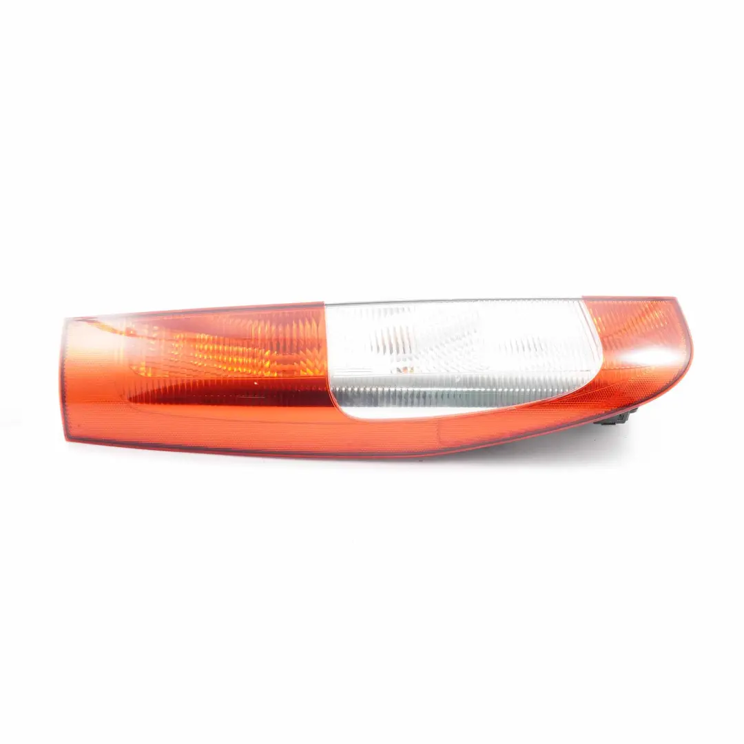  Feu arrière Mercedes W639 Vito Viano latéral gauche - SKU A6398201664 - Numéro de pièce A6398201664