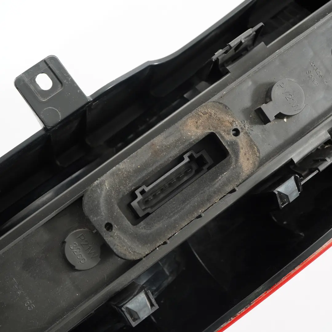 Lamp Mercedes W639 Vito Viano Left N/S Tail Light Side Panel to Rear with Part number A6398201664 Rear Lamp Mercedes W639 Vito Viano Left N/S Tail Light Side Panel - SKU A6398201664 - Part number A6398201664