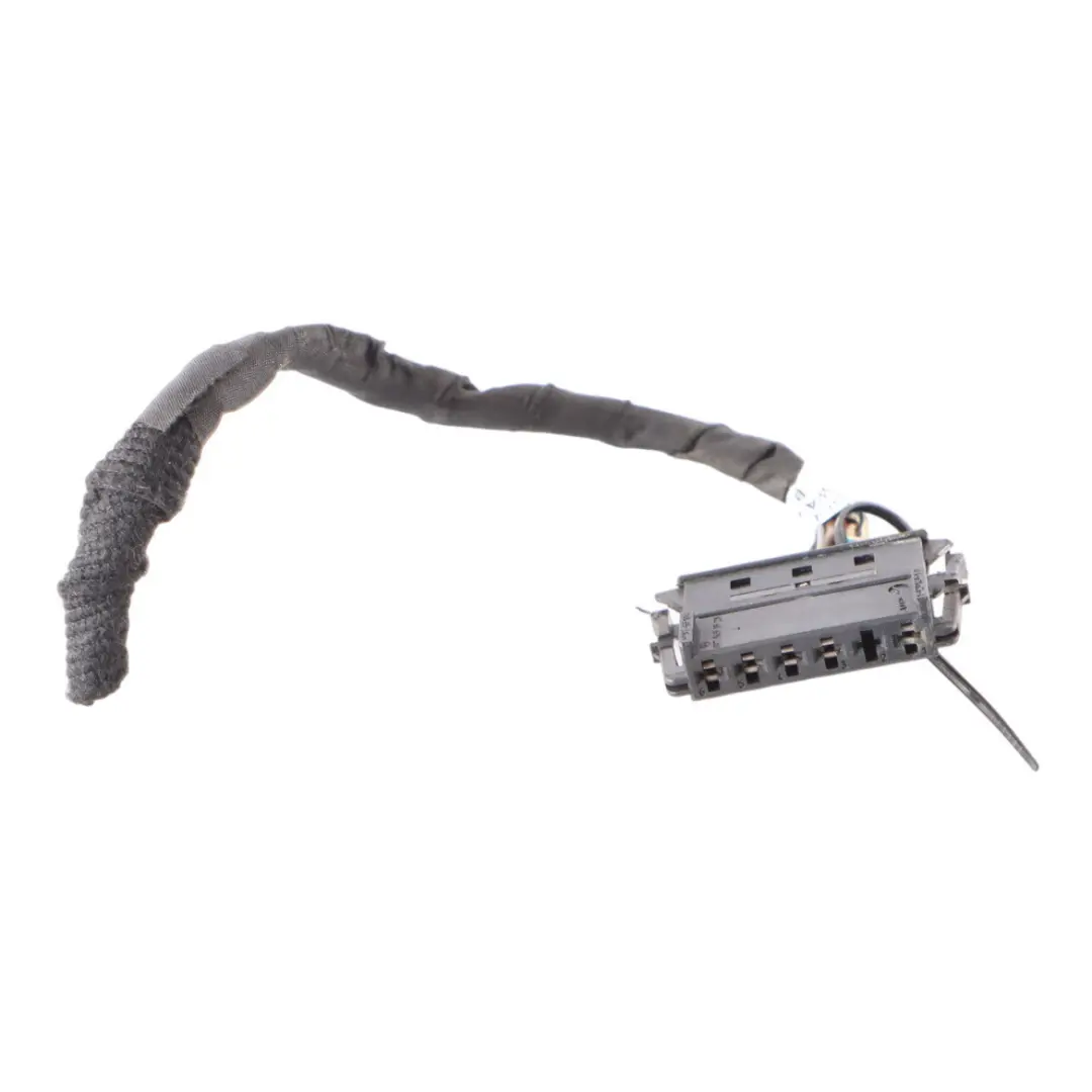 Feu Arrière Gauche Tail Light Side Panel pour Mercedes W639 Vito à propos du numéro de pièce A6398201664 Mercedes W639 Vito Feu Arrière Gauche Tail Light Side Panel - SKU A6398201664-TAIWAN - Numéro de pièce A6398201664