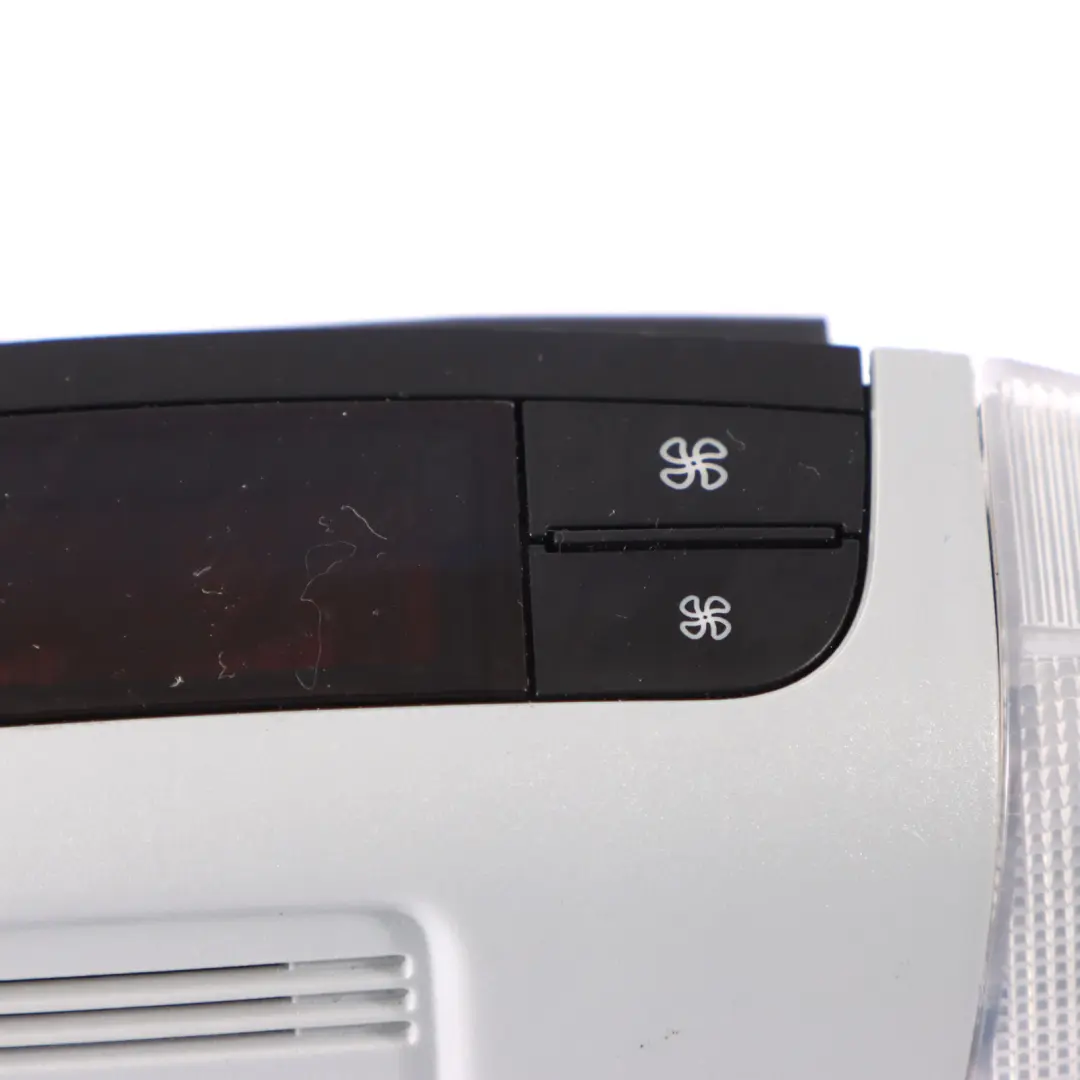 Luz de Techo Interior Climatizador para Mercedes Viano W639 con número de pieza A6398201801 Mercedes Viano W639 Luz de Techo Interior Climatizador - SKU A6398201801 - Número de pieza A6398201801