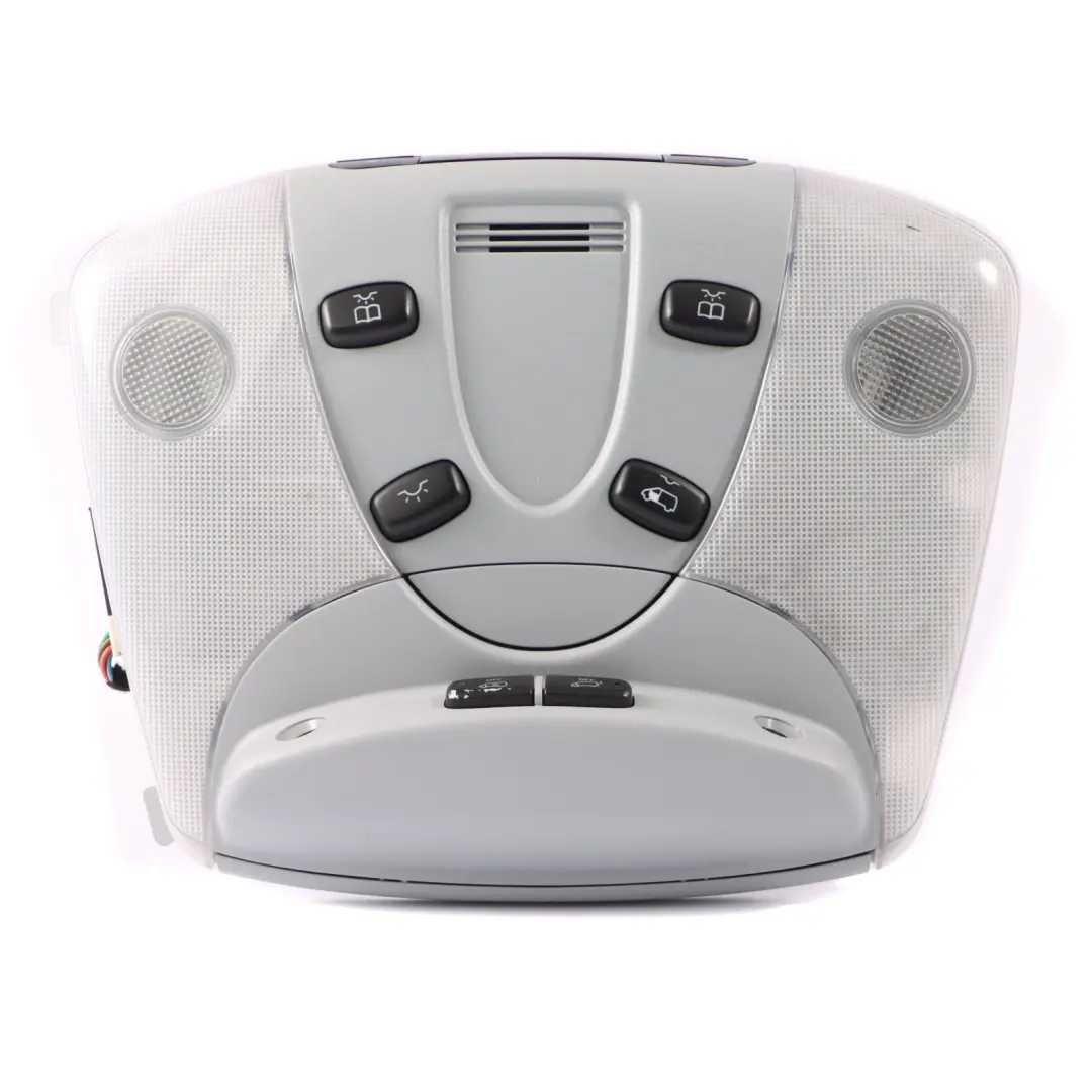 Lumière intérieure de toit Climatisation pour Mercedes Viano W639 à propos du numéro de pièce A6398201801 Mercedes Viano W639 Lumière intérieure de toit Climatisation - SKU A6398201801 - Numéro de pièce A6398201801