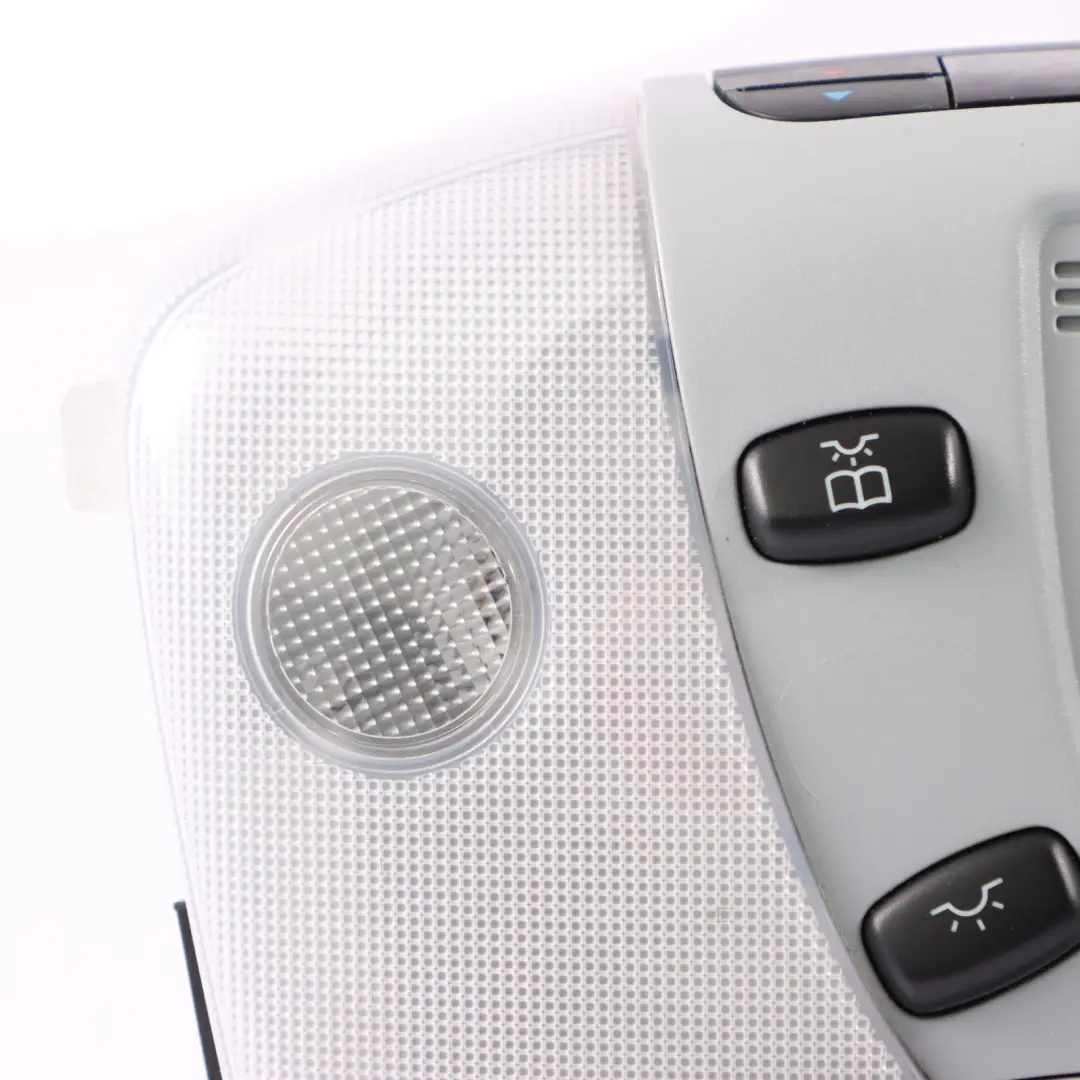 Lumière intérieure de toit Climatisation pour Mercedes Viano W639 à propos du numéro de pièce A6398201801 Mercedes Viano W639 Lumière intérieure de toit Climatisation - SKU A6398201801 - Numéro de pièce A6398201801