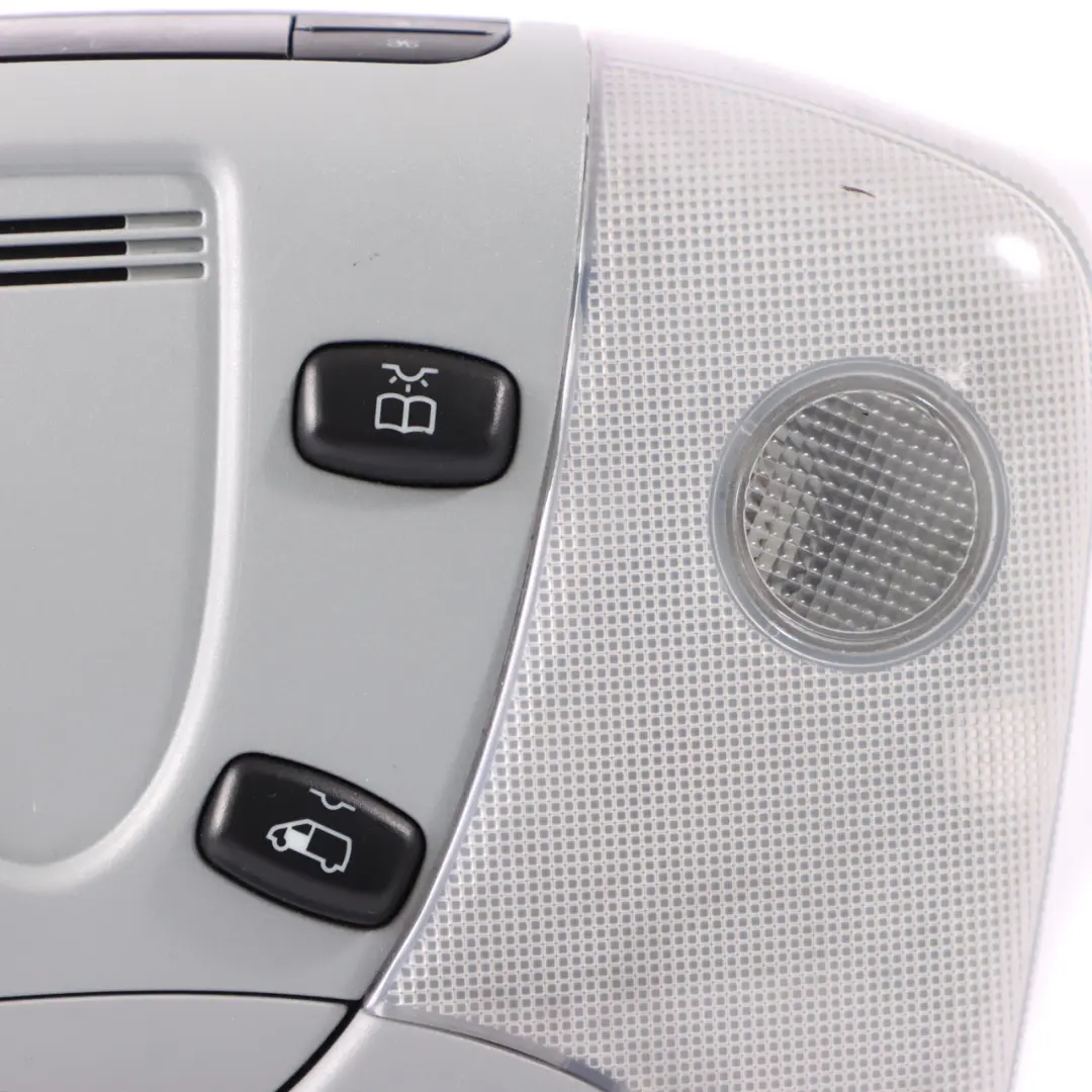 Luz de Techo Interior Climatizador para Mercedes Viano W639 con número de pieza A6398201801 Mercedes Viano W639 Luz de Techo Interior Climatizador - SKU A6398201801 - Número de pieza A6398201801