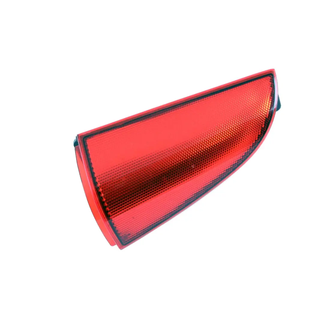 Lampada Riflettore posteriore destro Riflettore porta per Mercedes W639 con numero di parte A6398201964 Mercedes W639 Lampada Riflettore posteriore destro Riflettore porta - SKU A6398201964 - Numero di parte A6398201964