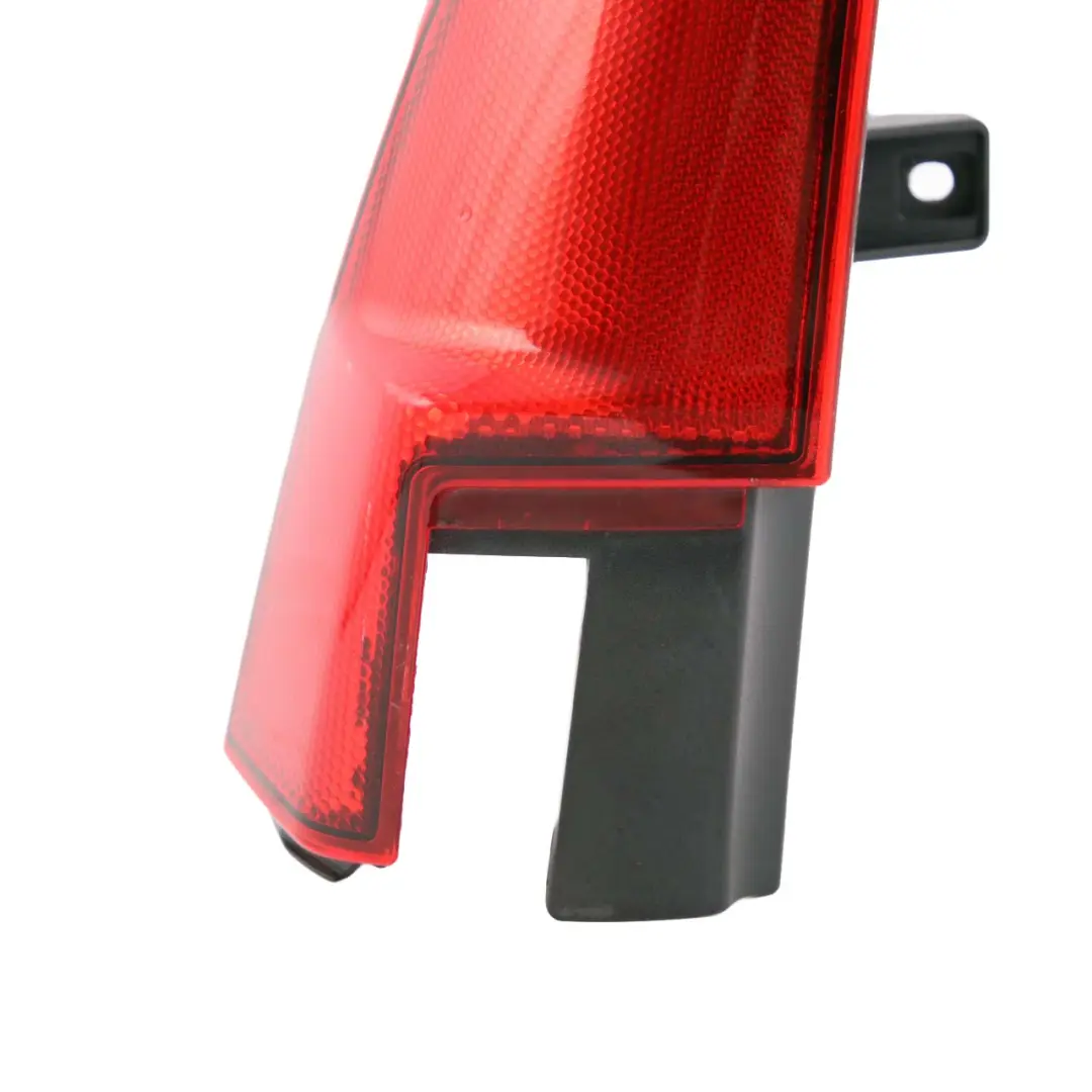 Reflektor Bremsleuchte Hinten Links N/S für Mercedes W639 Vito mit Teilenummer A6398202064 Mercedes W639 Vito Reflektor Bremsleuchte Hinten Links N/S - SKU A6398202064 - Teilenummer A6398202064