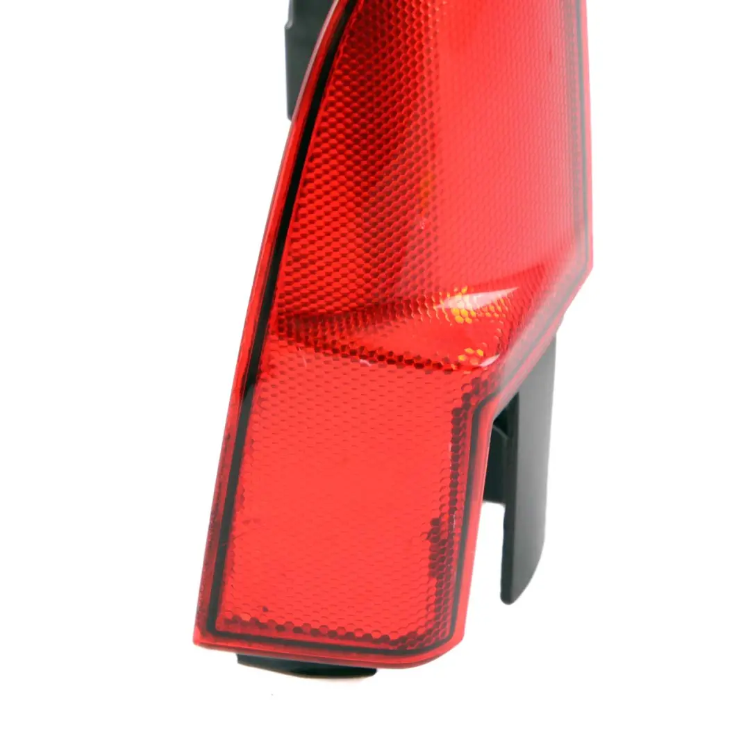 Lampa Tylna Lewa Tył Lewy Odblask do Mercedes W639 Vito o numerze A6398202064 Mercedes W639 Vito Lampa Tylna Lewa Tył Lewy Odblask - SKU A6398202064 - Numer Części A6398202064