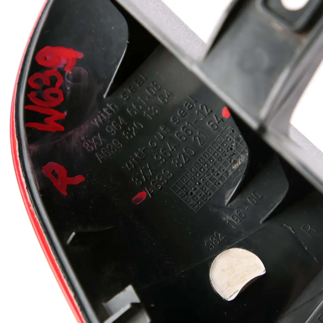  Lampada Riflettore Mercedes W639 Posteriore Destro Riflettore Porta - SKU A6398202164 - Numero di parte A6398202164