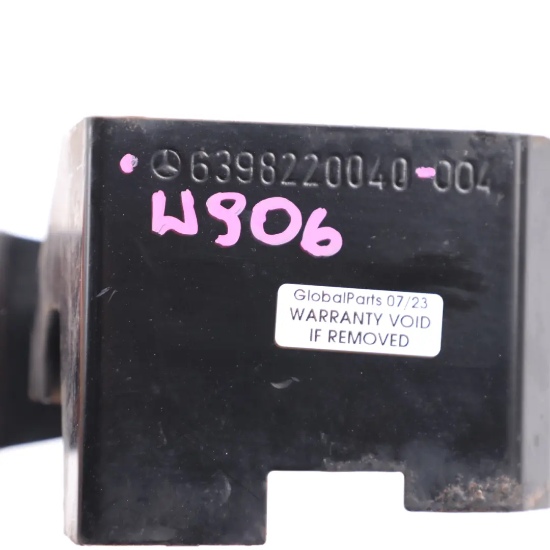 Alarm Bracket Mercedes W639 W906 Anti Theft Siren Holder Mount to with Part number A6398220040 Alarm Bracket Mercedes W639 W906 Anti Theft Siren Holder Mount - SKU A6398220040 - Part number A6398220040