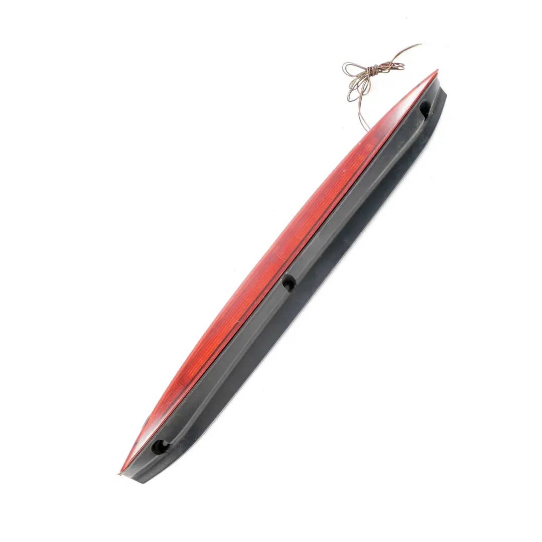  Lampe de frein Mercedes Vito W639 Troisième feu arrière Stop Additionnel - SKU A6398260014-1 - Numéro de pièce A6398260014