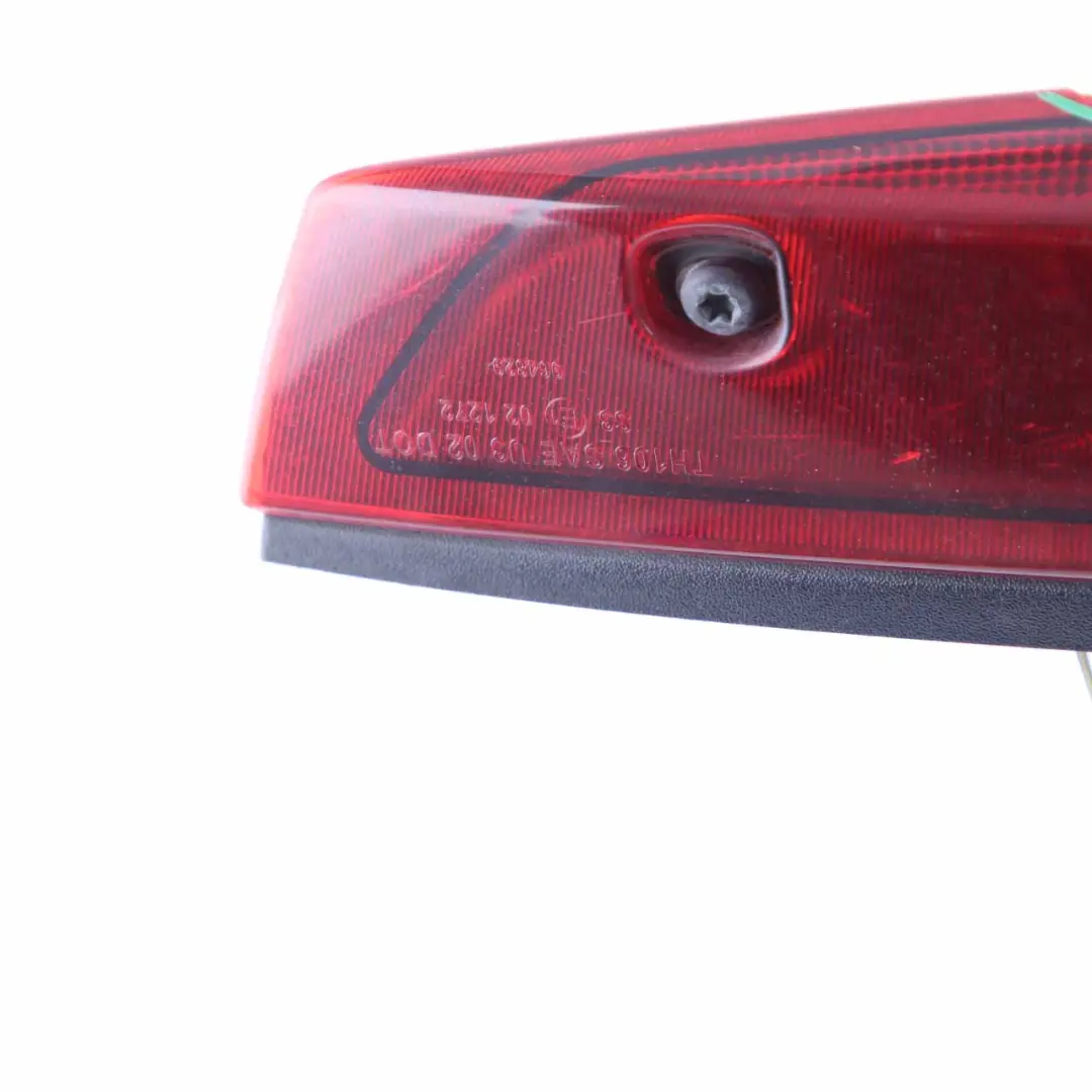  Luz de Freno Mercedes Vito W639 Tercera Luz Trasera Stop Adicional - SKU A6398260014 - Número de pieza A6398260014