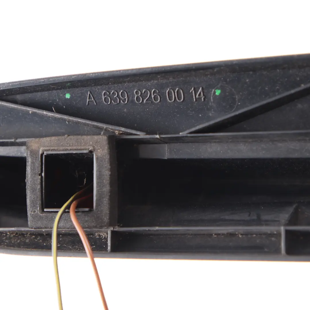  Luz de Freno Mercedes Vito W639 Tercera Luz Trasera Stop Adicional - SKU A6398260014 - Número de pieza A6398260014