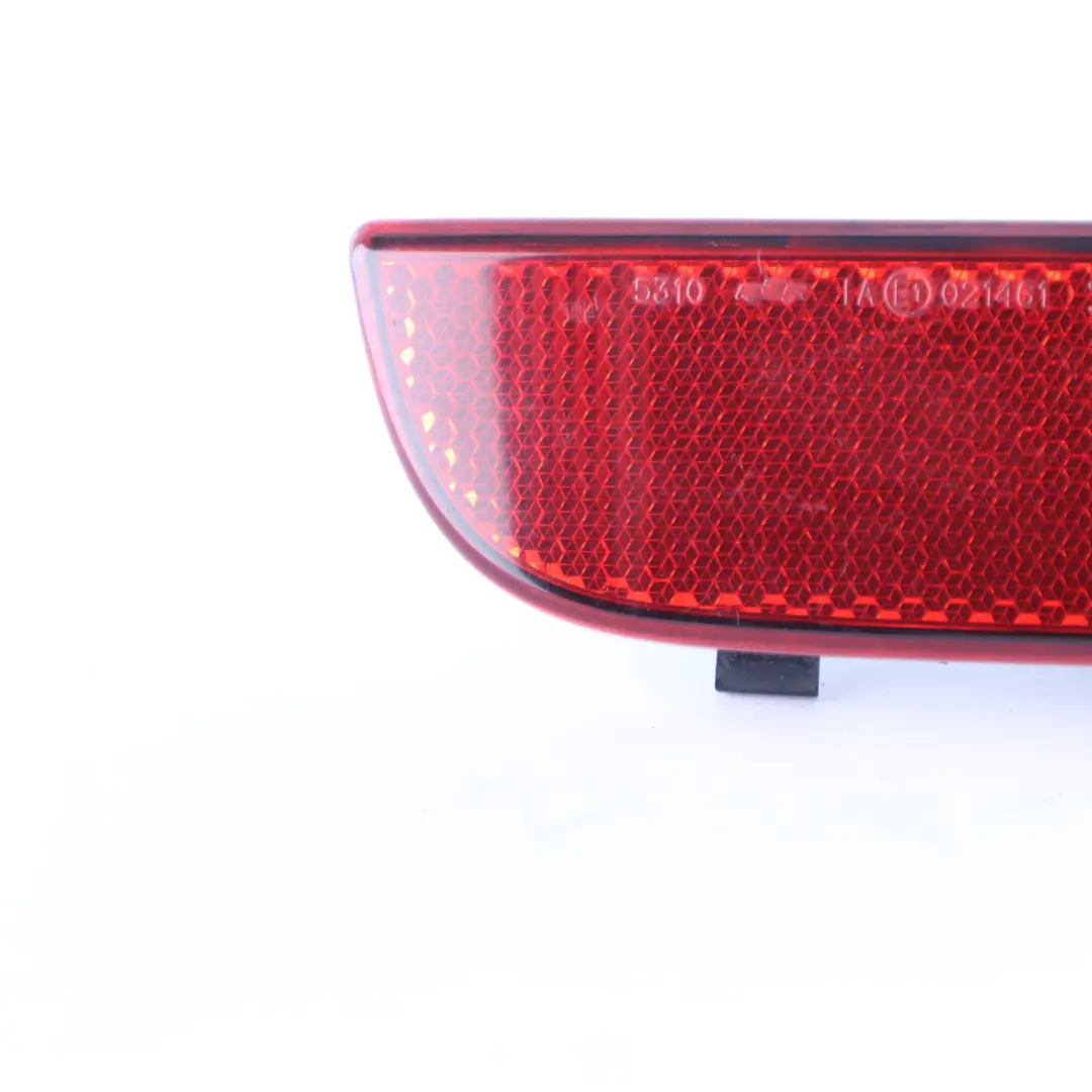 Parachoques Trasero Izquierdo Reflector para Mercedes W639 Vito con número de pieza A6398260040 Mercedes W639 Vito Parachoques Trasero Izquierdo Reflector - SKU A6398260040 - Número de pieza A6398260040