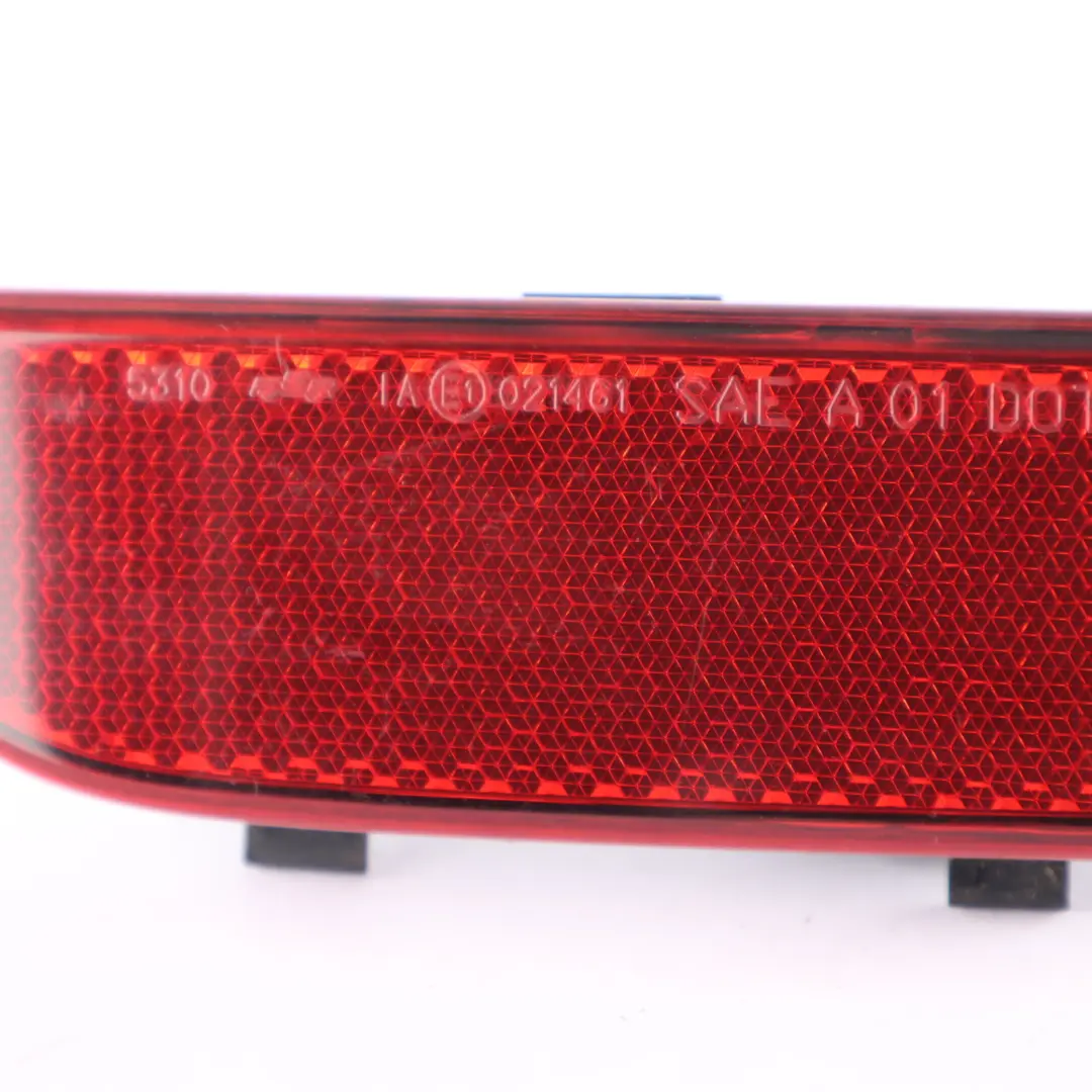 Parachoques Trasero Izquierdo Reflector para Mercedes W639 Vito con número de pieza A6398260040 Mercedes W639 Vito Parachoques Trasero Izquierdo Reflector - SKU A6398260040 - Número de pieza A6398260040