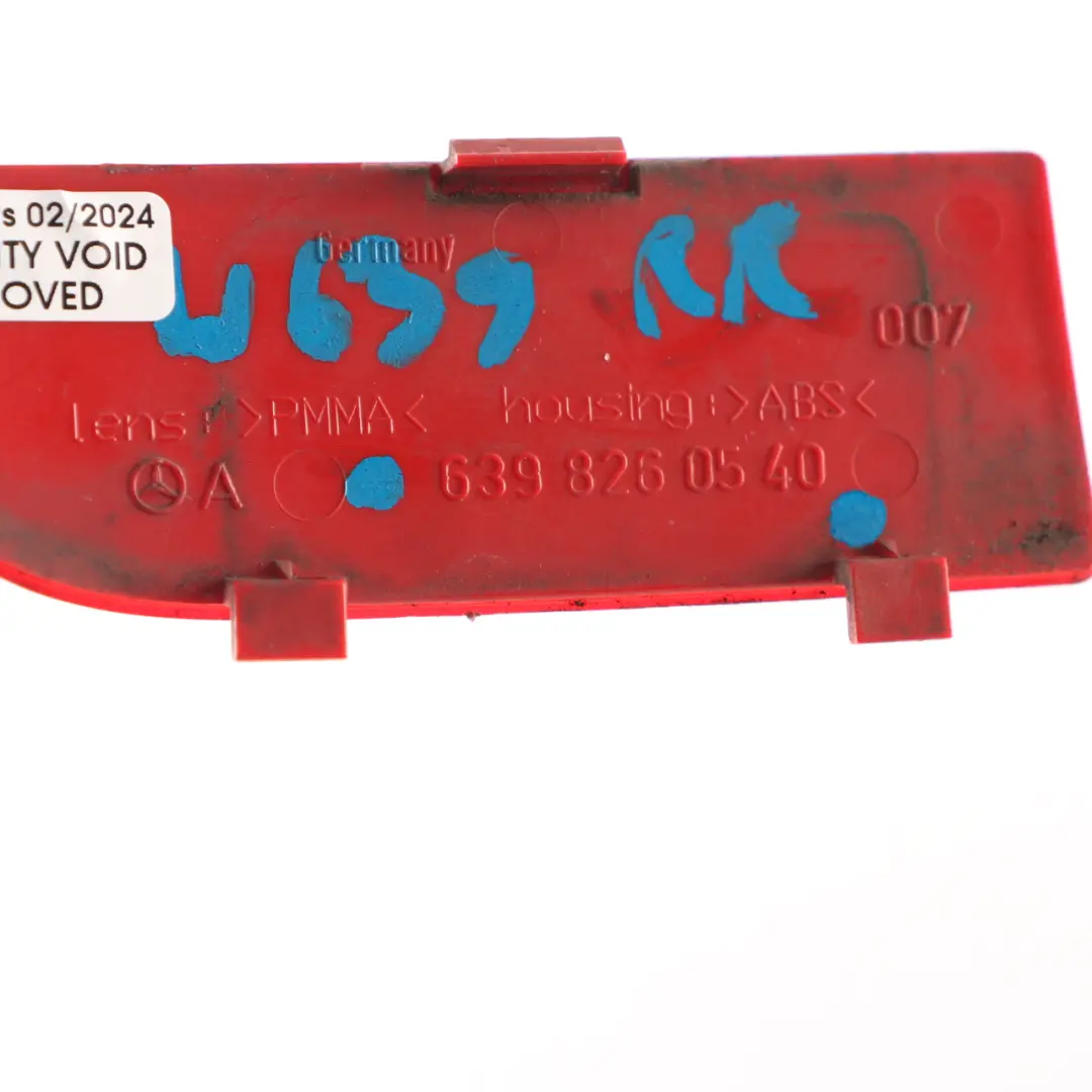 Lampada Riflettore Paraurti posteriore destro per Mercedes Vito W639 con numero di parte A6398260540 Mercedes Vito W639 Lampada Riflettore Paraurti posteriore destro - SKU A6398260540 - Numero di parte A6398260540