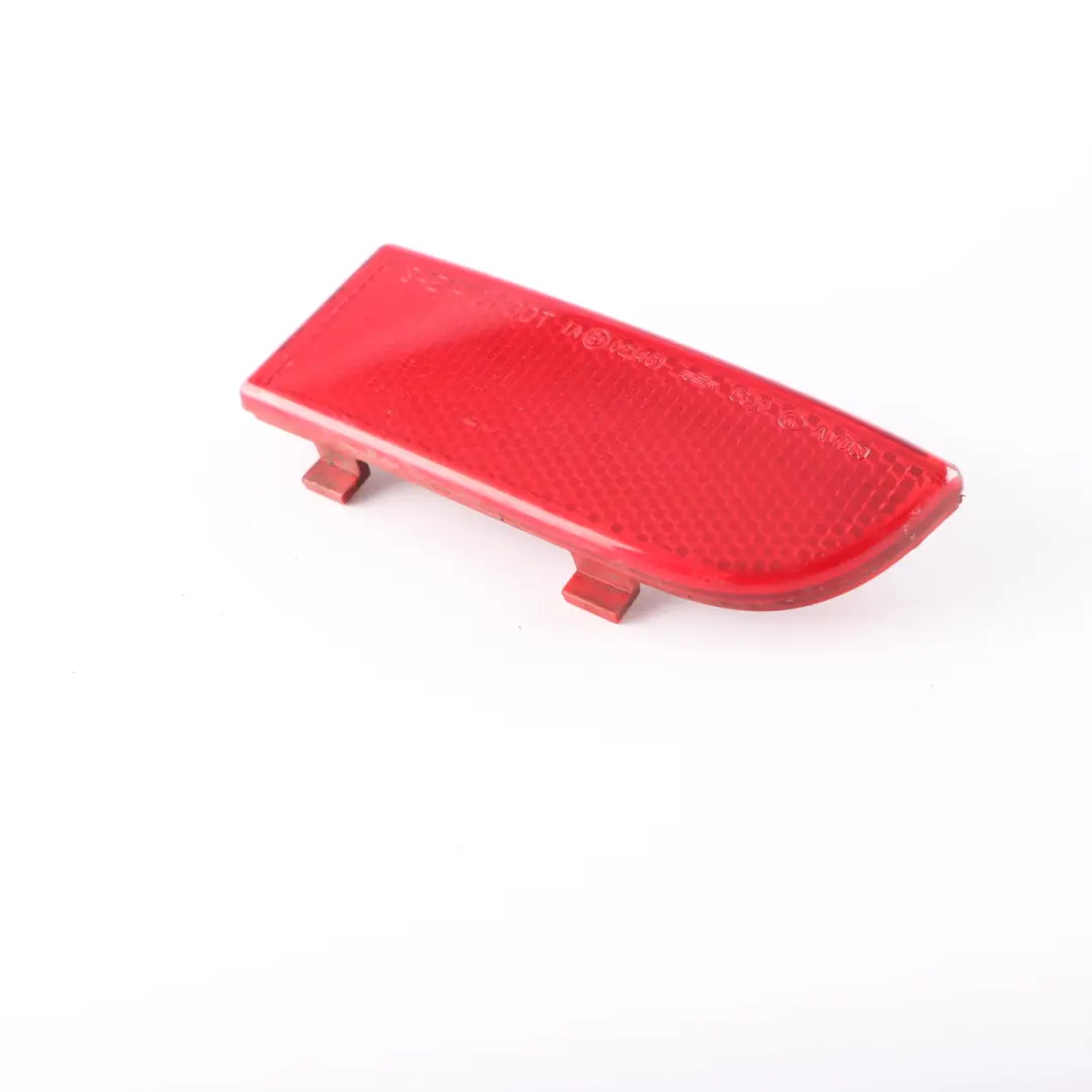 Lampe arrière pare-chocs droit Réflexion pour Mercedes Vito W639 à propos du numéro de pièce A6398260540 Mercedes Vito W639 Lampe arrière pare-chocs droit Réflexion - SKU A6398260540 - Numéro de pièce A6398260540