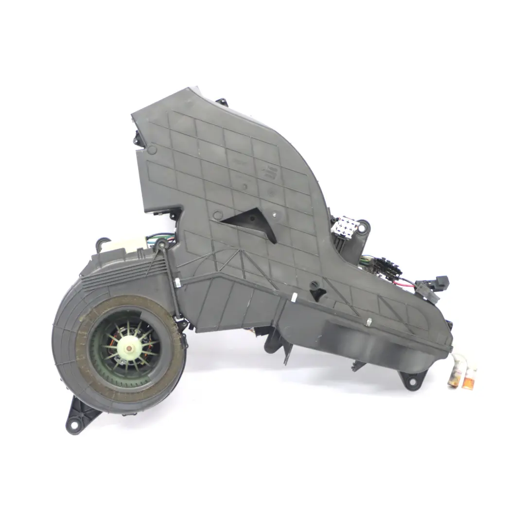 Nagrzewnica Dmuchawa Tylna do Mercedes Vito W639 o numerze A6398300161 Mercedes Vito W639 Nagrzewnica Dmuchawa Tylna - SKU A6398300161 - Numer Części A6398300161