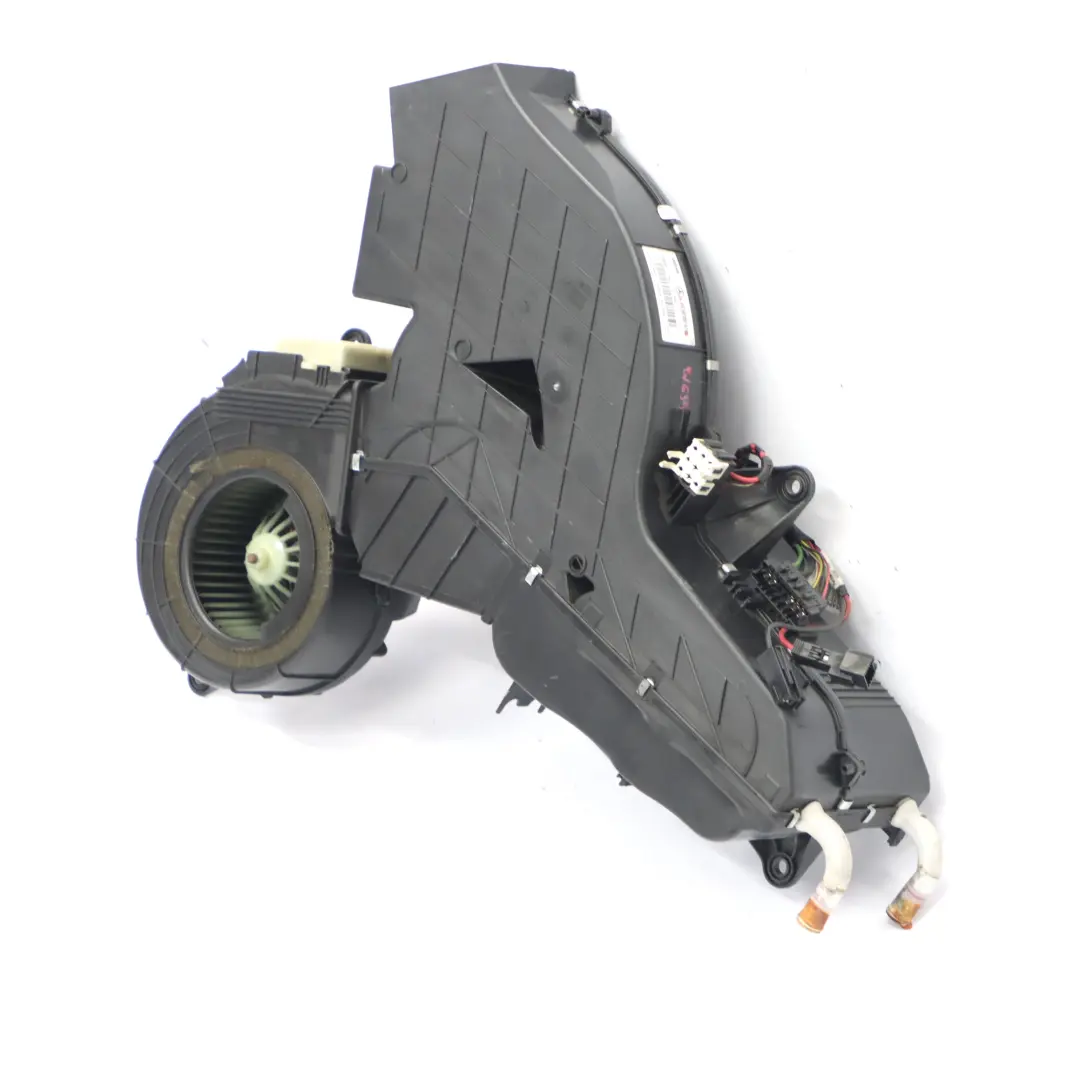  Soufflerie Mercedes Vito W639 Chauffage Ventilateur arrière Moteur - SKU A6398300161 - Numéro de pièce A6398300161