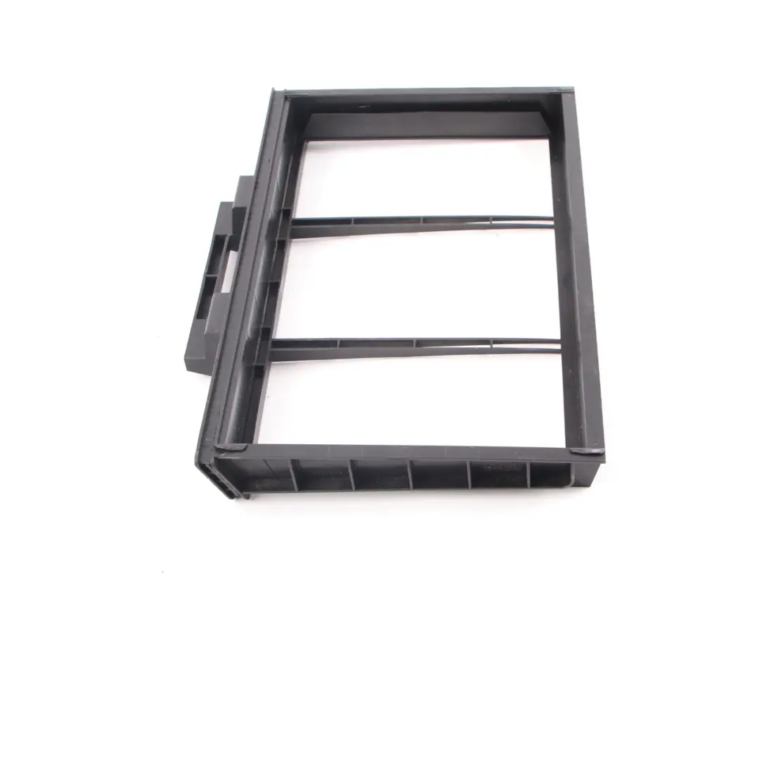 Carcasa del Filtro de Aire Tapa Marco Soporte para Mercedes Vito W639 con número de pieza A6398300165 Mercedes Vito W639 Carcasa del Filtro de Aire Tapa Marco Soporte - SKU A6398300165 - Número de pieza A6398300165