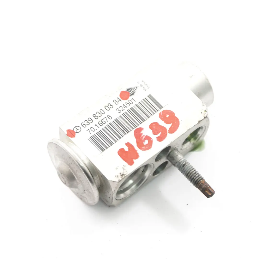 Détendeur Mercedes Vito W639 Climatisation A/C Valve pour à propos du numéro de pièce A6398300384 Détendeur Mercedes Vito W639 Climatisation A/C Valve - SKU A6398300384 - Numéro de pièce A6398300384