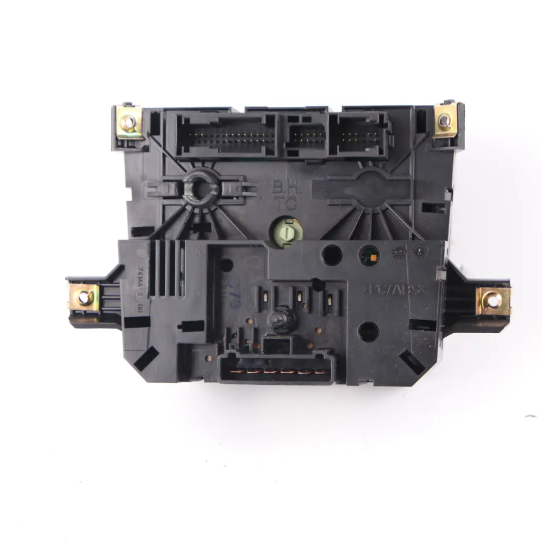 Mercedes Vito Viano W639 AC Climate Heater Control Unit Switch Panel A6394460728 - SKU A6398301985 - Part number A6398301985