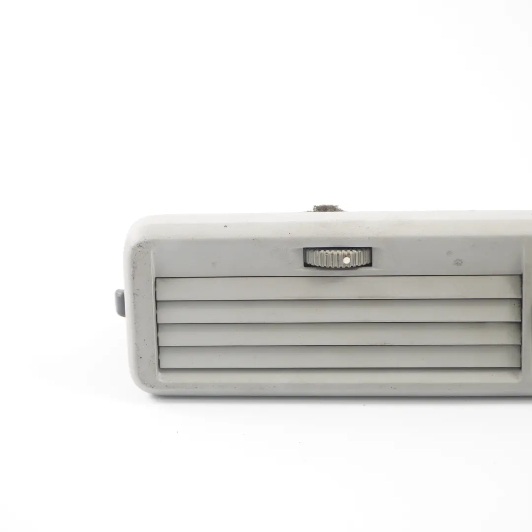 Griglia di aerazione destra tetto Ugello Grigio per Mercedes Vito W639 con numero di parte A6398302054 Mercedes Vito W639 Griglia di aerazione destra tetto Ugello Grigio - SKU A6398302054 - Numero di parte A6398302054