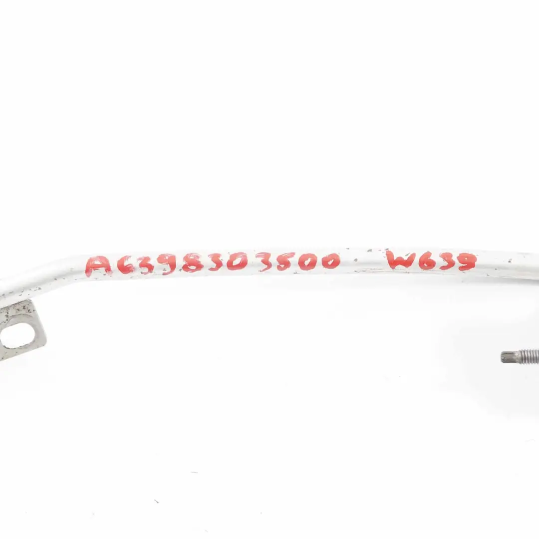 Tuyau du Condensateur de Climatisation pour Mercedes Vito W639 à propos du numéro de pièce A6398303500 Mercedes Vito W639 Tuyau du Condensateur de Climatisation - SKU A6398303500 - Numéro de pièce A6398303500