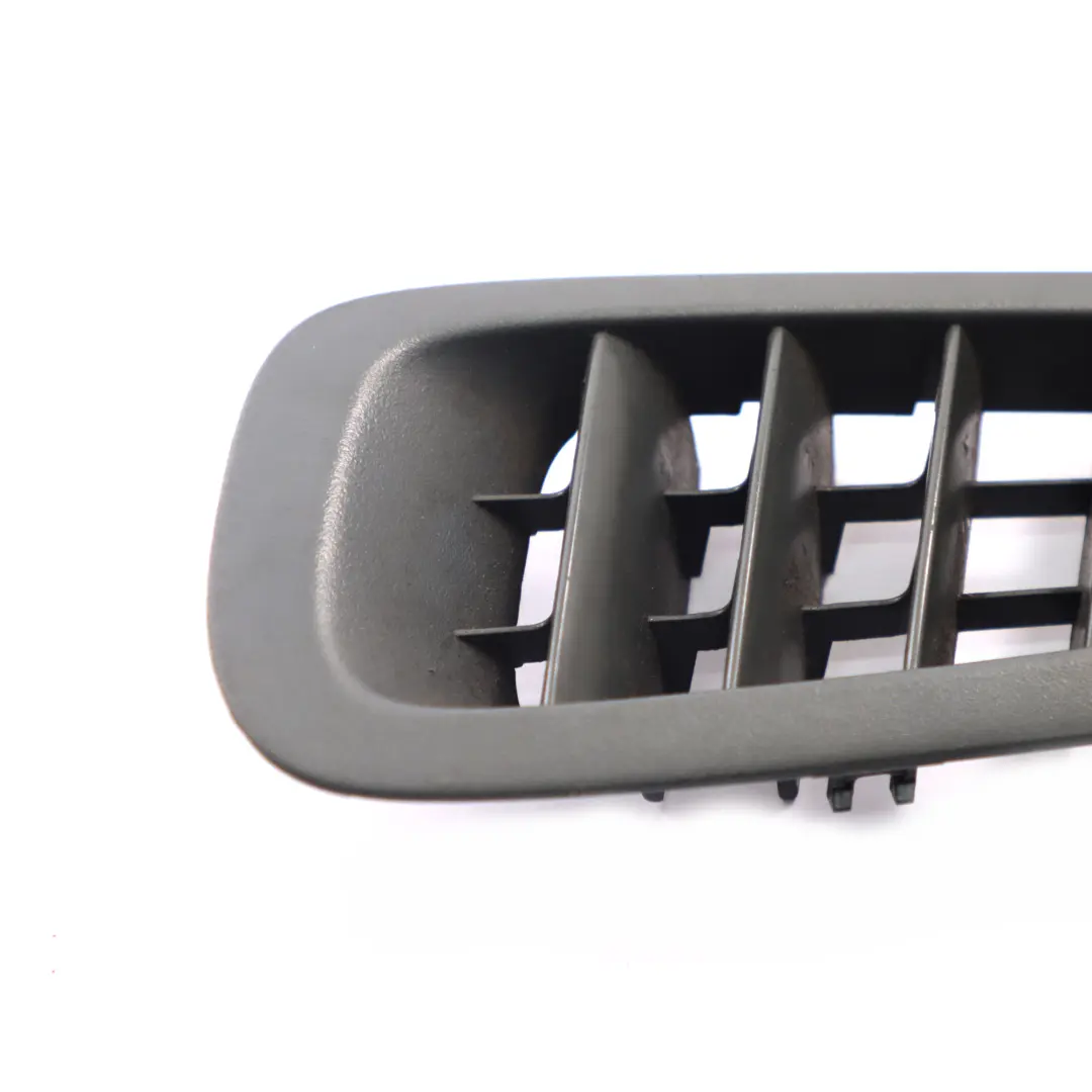 Mercedes Vito W639 tableau de bord gauche grille d'aeration - SKU A6398310060-1 - Numéro de pièce A6398310060