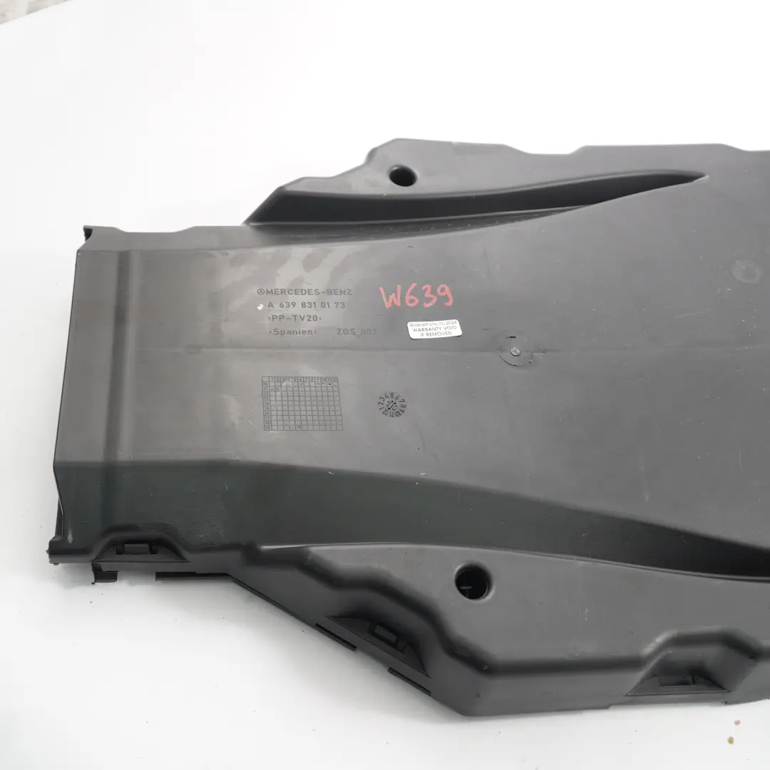 Conduit d'air Mercedes Vito W639 Ventilation de l'habitacle du plancher avant - SKU A6398310173 - Numéro de pièce A6398310173