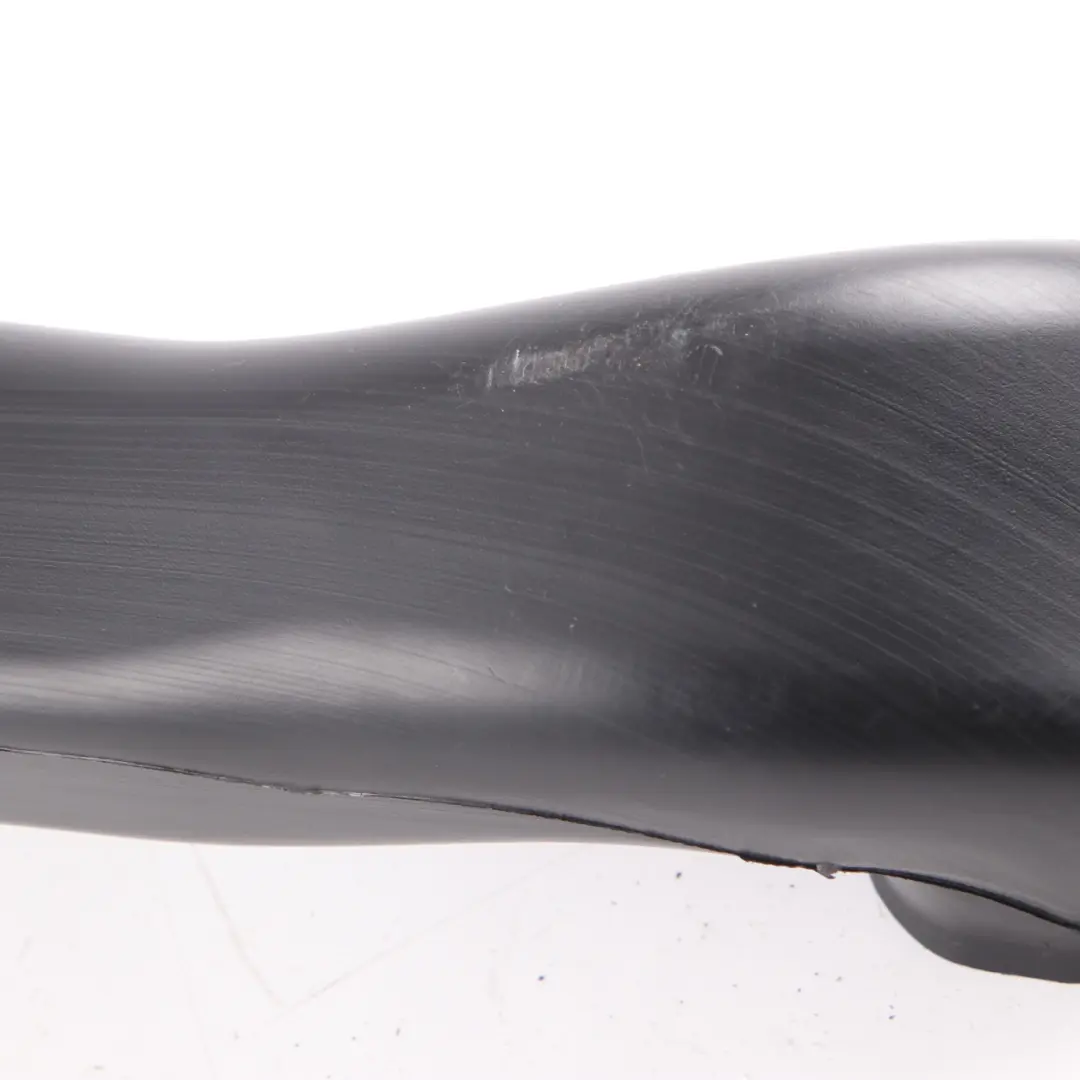 Condotto d'aria Canale sfiato Tubo flessibile destro per Mercedes Vito W639 con numero di parte A6398310345 Mercedes Vito W639 Condotto d'aria Canale sfiato Tubo flessibile destro - SKU A6398310345 - Numero di parte A6398310345